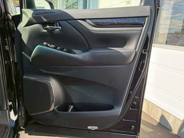 ヴェルファイア ２．５Ｚ　Ｇエディション　ツインムーンルーフ　ＴＲＤエアロ（Ｆ／Ｒ）　モデリスタエアロ（Ｓ）　　純正９インチディスプレイオーディオ　セーフティセンス　デジタルインナーミラー　パワーバックドア　ＢＳＭ　ＥＴＣ　ＬＥＤヘッドライト（55枚目）