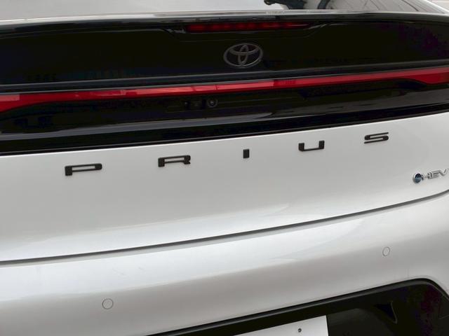 プリウス Ｚ　パノラマルーフ　パノラミックビューモニター　デジタルインナーミラー　純正１９インチＡＷ　１２，３インチディスプレイオーディオ　シートヒーター　ベンチレーション　ＬＥＤヘッドライト　クルーズコントロール（29枚目）