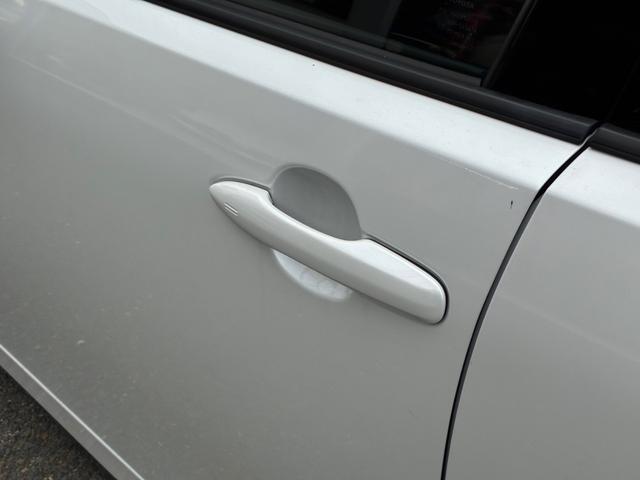 プリウス Ｚ　パノラマルーフ　パノラミックビューモニター　デジタルインナーミラー　純正１９インチＡＷ　１２，３インチディスプレイオーディオ　シートヒーター　ベンチレーション　ＬＥＤヘッドライト　クルーズコントロール（36枚目）