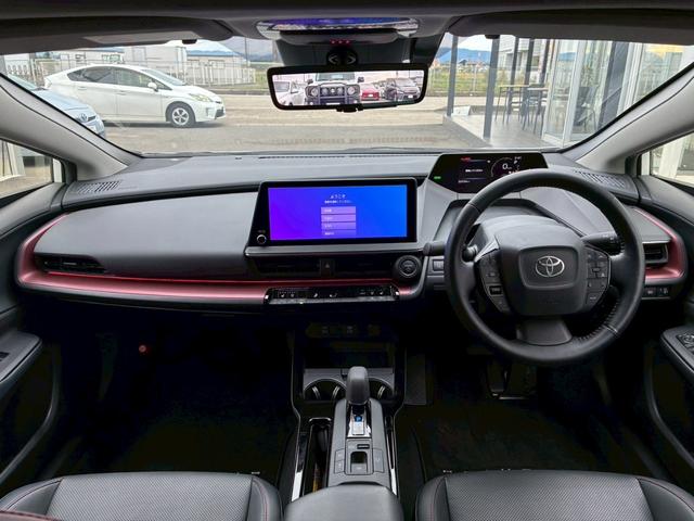 プリウス Ｚ　パノラマルーフ　パノラミックビューモニター　デジタルインナーミラー　純正１９インチＡＷ　１２，３インチディスプレイオーディオ　シートヒーター　ベンチレーション　ＬＥＤヘッドライト　クルーズコントロール（40枚目）