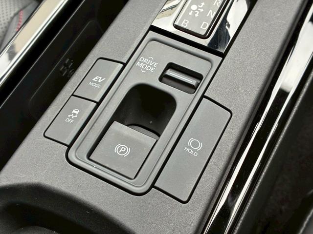 プリウス Ｚ　パノラマルーフ　パノラミックビューモニター　デジタルインナーミラー　純正１９インチＡＷ　１２，３インチディスプレイオーディオ　シートヒーター　ベンチレーション　ＬＥＤヘッドライト　クルーズコントロール（55枚目）