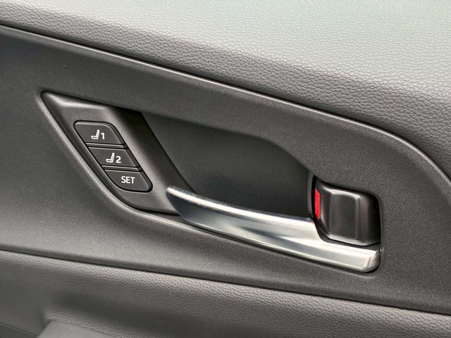 プリウス Ｚ　パノラマルーフ　パノラミックビューモニター　デジタルインナーミラー　純正１９インチＡＷ　１２，３インチディスプレイオーディオ　シートヒーター　ベンチレーション　ＬＥＤヘッドライト　クルーズコントロール（61枚目）