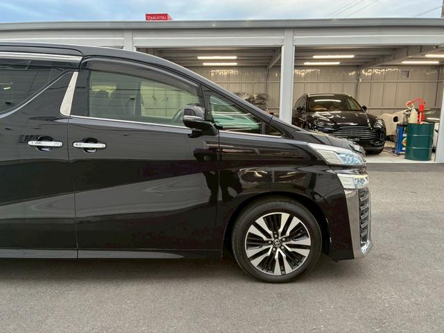 ヴェルファイア ２．５Ｚ　Ｇエディション　サンルーフ　純正１０インチナビ　両側パワースライドドア　シートヒーター　ベンチレーション　純正１８インチＡＷ　ステアリングヒーター　クルーズコントロール　バックカメラ　デジタルインナーミラー　　ＥＴＣ（21枚目）