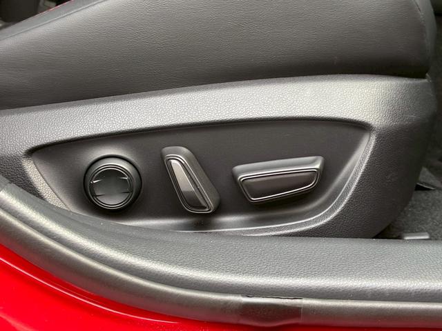 プリウス Ｚ　モデリスタエアロ　トヨタチームメイト　パノラミックビューモニター　１２．３ディスプレイオーディオ　デジタルインナーミラー　純正１９インチＡＷ　　黒革シート　レーダークルーズコントロール　シートヒーター（64枚目）