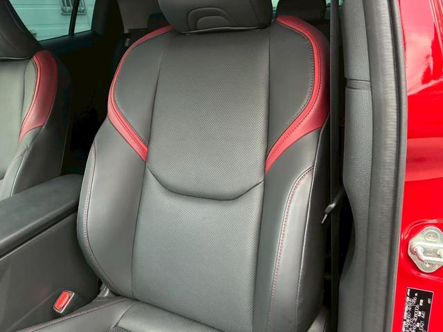 プリウス Ｚ　モデリスタエアロ　トヨタチームメイト　パノラミックビューモニター　１２．３ディスプレイオーディオ　デジタルインナーミラー　純正１９インチＡＷ　　黒革シート　レーダークルーズコントロール　シートヒーター（68枚目）