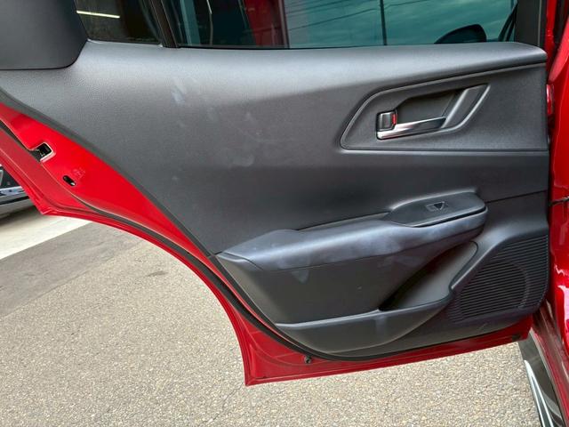 プリウス Ｚ　モデリスタエアロ　トヨタチームメイト　パノラミックビューモニター　１２．３ディスプレイオーディオ　デジタルインナーミラー　純正１９インチＡＷ　　黒革シート　レーダークルーズコントロール　シートヒーター（70枚目）