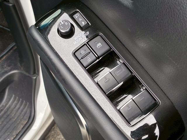 アルファード 2.5S Cパッケージ ムーンルーフ モデリスタエアロ(F.S.R) フリップダウンモニター デジタルインナーミラー 純正18インチAW クルーズコントロール BSM バックカメラ シートヒーター ステアリングヒーター(62枚目)