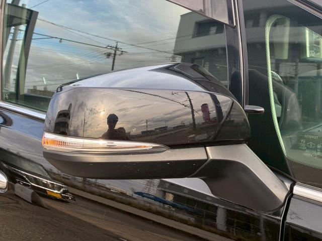 ヴェルファイア ２．５Ｚ　Ｇエディション　ツインムーンルーフ　純正ディスプレイオーディオ　フルセグＴＶ　フリップダウンモニター　デジタルインナーミラー　ＢＳＭ　３眼ＬＥＤヘッドライト　シーケンシャルウインカー　シートヒーター・ベンチレーション（18枚目）