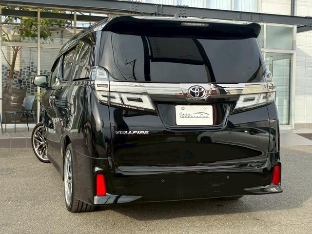 ヴェルファイア ２．５Ｚ　Ｇエディション　ツインムーンルーフ　純正ディスプレイオーディオ　フルセグＴＶ　フリップダウンモニター　デジタルインナーミラー　ＢＳＭ　３眼ＬＥＤヘッドライト　シーケンシャルウインカー　シートヒーター・ベンチレーション（26枚目）