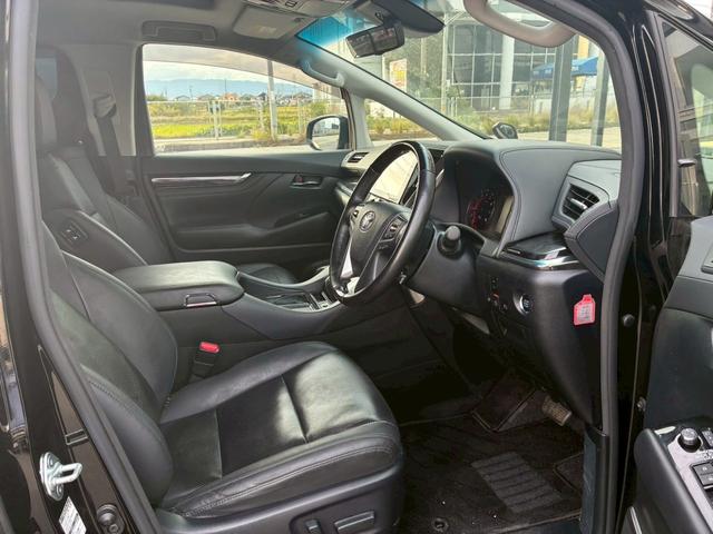 ヴェルファイア ２．５Ｚ　Ｇエディション　ツインムーンルーフ　純正ディスプレイオーディオ　フルセグＴＶ　フリップダウンモニター　デジタルインナーミラー　ＢＳＭ　３眼ＬＥＤヘッドライト　シーケンシャルウインカー　シートヒーター・ベンチレーション（39枚目）