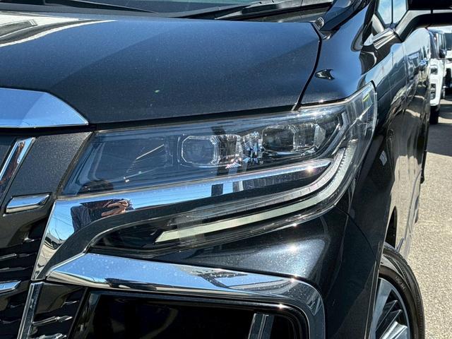 アルファード ２．５Ｓ　Ｃパッケージ　サンルーフ　モデリスタエアロ（Ｆ．Ｓ．Ｒ）　１２．１型フリップダウンモニター　両側パワースライドドア　シートヒーター　ベンチレーション　パワーバックドア　純正１８インチＡＷ　トヨタセーフティーセンス（17枚目）