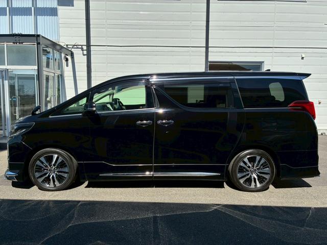 アルファード ２．５Ｓ　Ｃパッケージ　サンルーフ　モデリスタエアロ（Ｆ．Ｓ．Ｒ）　１２．１型フリップダウンモニター　両側パワースライドドア　シートヒーター　ベンチレーション　パワーバックドア　純正１８インチＡＷ　トヨタセーフティーセンス（23枚目）