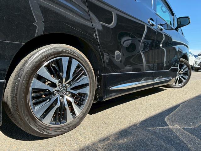 アルファード ２．５Ｓ　Ｃパッケージ　サンルーフ　モデリスタエアロ（Ｆ．Ｓ．Ｒ）　１２．１型フリップダウンモニター　両側パワースライドドア　シートヒーター　ベンチレーション　パワーバックドア　純正１８インチＡＷ　トヨタセーフティーセンス（32枚目）