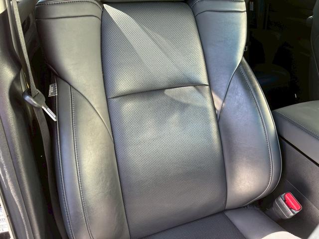 アルファード ２．５Ｓ　Ｃパッケージ　サンルーフ　モデリスタエアロ（Ｆ．Ｓ．Ｒ）　１２．１型フリップダウンモニター　両側パワースライドドア　シートヒーター　ベンチレーション　パワーバックドア　純正１８インチＡＷ　トヨタセーフティーセンス（60枚目）