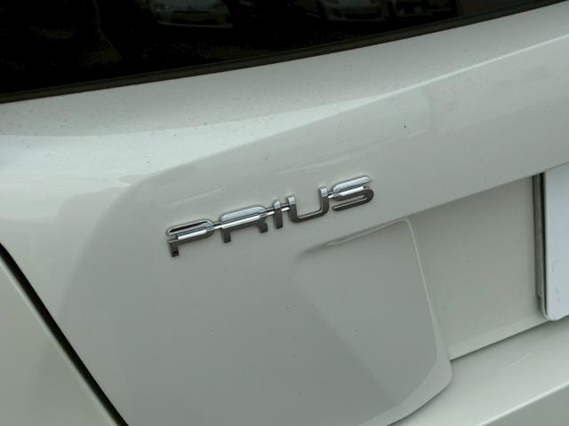 プリウス Ａ　９インチナビ　モデリスタエアロ（Ｆ．Ｓ．Ｒ）　寒冷地仕様ヘッドアップディスプレイ　ブラインドスポットモニター　クリアランスソナー　バックカメラ　　ＬＤＡ　ＰＣＳ　　リアフォグランプ　純正１５インチＡＷ（29枚目）