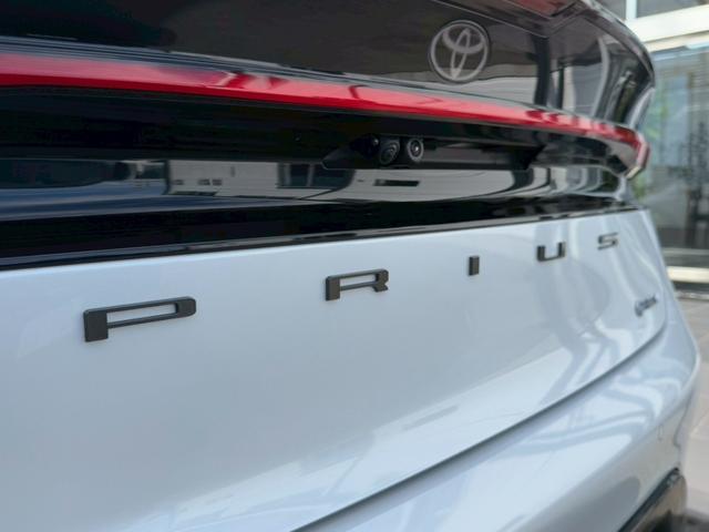 プリウス Z パノラマルーフ デジタルインナーミラー パノラミックビューモニター ブラインドスポットモニター ステアリングヒーター シートヒーター シートヒーター ワイヤレス充電 パワーバックドア パワーシート(26枚目)