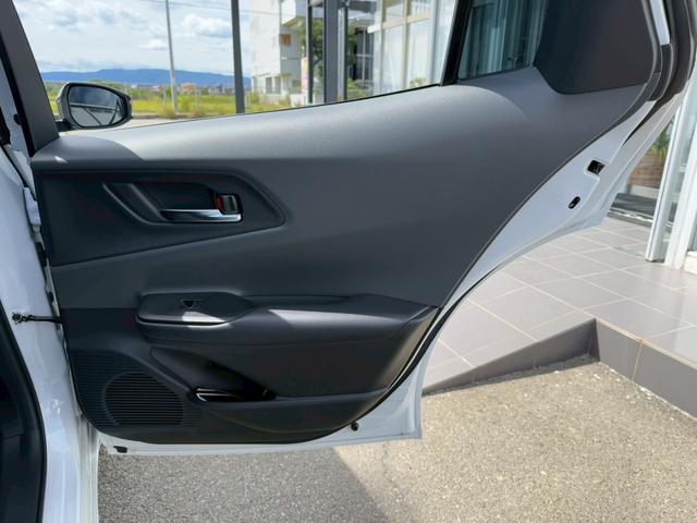 プリウス Z パノラマルーフ デジタルインナーミラー パノラミックビューモニター ブラインドスポットモニター ステアリングヒーター シートヒーター シートヒーター ワイヤレス充電 パワーバックドア パワーシート(71枚目)