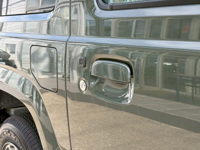 ジムニー ＸＣ　４ＷＤ　オートマチック　純正１６インチアルミホイール　ＬＥＤヘッドライト　フロントフォグランプ　運転席／助手席シートヒーター　スマートキー　プッシュボタンスタート　背面スペアタイヤ　電動格納ドアミラー（20枚目）