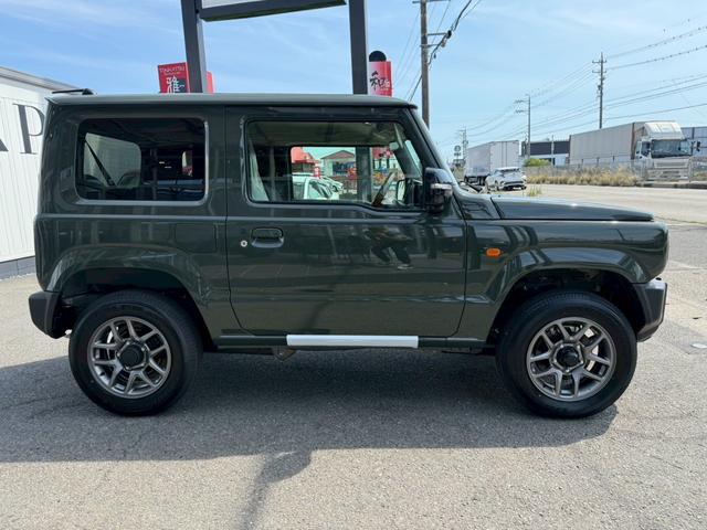 ジムニー ＸＣ　４ＷＤ　オートマチック　純正１６インチアルミホイール　ＬＥＤヘッドライト　フロントフォグランプ　運転席／助手席シートヒーター　スマートキー　プッシュボタンスタート　背面スペアタイヤ　電動格納ドアミラー（23枚目）