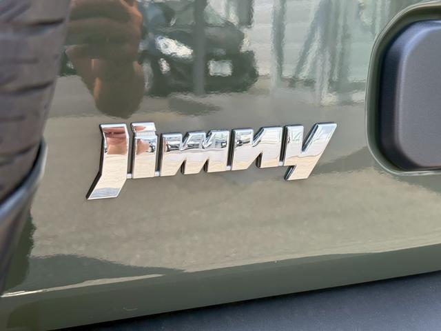 ジムニー ＸＣ　４ＷＤ　オートマチック　純正１６インチアルミホイール　ＬＥＤヘッドライト　フロントフォグランプ　運転席／助手席シートヒーター　スマートキー　プッシュボタンスタート　背面スペアタイヤ　電動格納ドアミラー（32枚目）