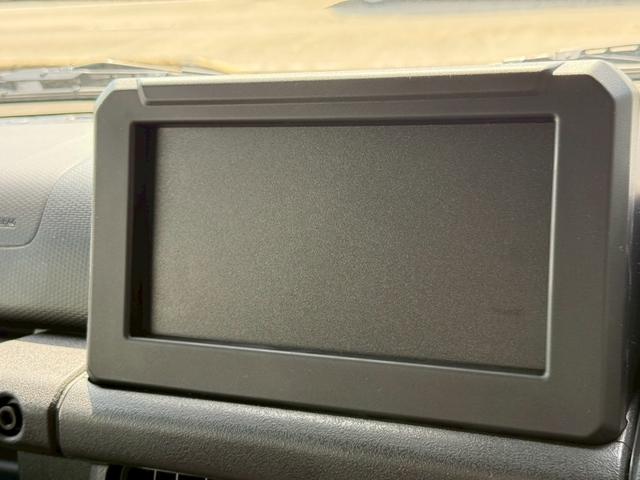 ジムニー ＸＣ　４ＷＤ　オートマチック　純正１６インチアルミホイール　ＬＥＤヘッドライト　フロントフォグランプ　運転席／助手席シートヒーター　スマートキー　プッシュボタンスタート　背面スペアタイヤ　電動格納ドアミラー（56枚目）