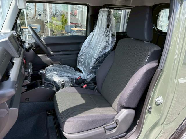 ジムニー ＸＣ　４ＷＤ　オートマチック　純正１６インチアルミホイール　ＬＥＤヘッドライト　フロントフォグランプ　運転席／助手席シートヒーター　スマートキー　プッシュボタンスタート　背面スペアタイヤ　電動格納ドアミラー（65枚目）