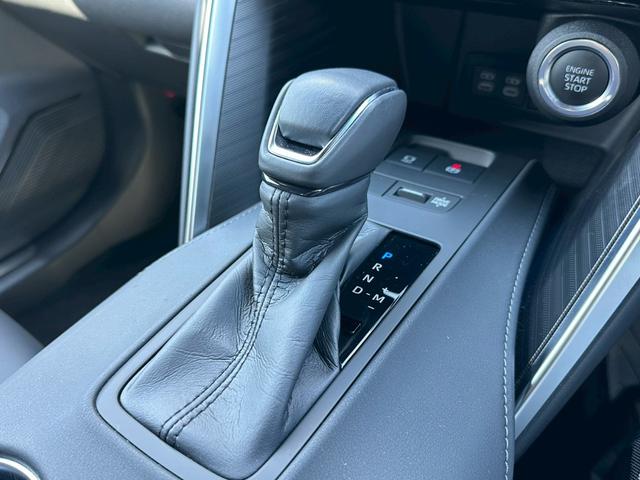 ハリアー Ｚ　モデリスタエアロ（Ｆ／Ｓ／Ｒ）　パノラミックビューモニター　デジタルインナーミラー　パノラミックビューモニター　ＥＴＣ２．０　パワーバックドア　ブラインドスポットモニター　ＪＢＬサウンド　パワーシート（54枚目）