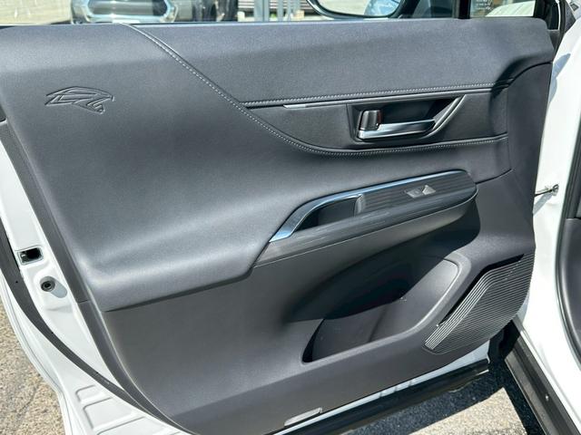 ハリアー Ｚ　モデリスタエアロ（Ｆ／Ｓ／Ｒ）　パノラミックビューモニター　デジタルインナーミラー　パノラミックビューモニター　ＥＴＣ２．０　パワーバックドア　ブラインドスポットモニター　ＪＢＬサウンド　パワーシート（64枚目）