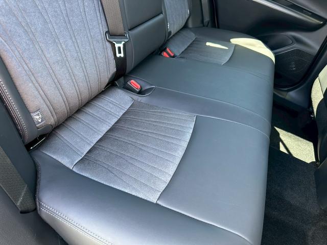 ハリアー Ｚ　モデリスタエアロ（Ｆ／Ｓ／Ｒ）　パノラミックビューモニター　デジタルインナーミラー　パノラミックビューモニター　ＥＴＣ２．０　パワーバックドア　ブラインドスポットモニター　ＪＢＬサウンド　パワーシート（69枚目）