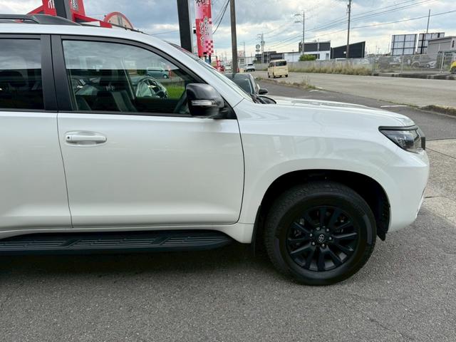 ランドクルーザープラド ＴＸ　Ｌパッケージ　サンルーフ　　ルーフレール　メーカーナビ　パノラミックビューモニター　クリアランスソナー　ブラインドスポットモニター　純正１８インチアルミホイール　シートヒーター　ベンチレーション　ＬＥＤヘッドライト（21枚目）