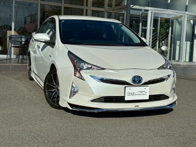 プリウス Ｓツーリングセレクション　モデリスタエアロ（Ｆ．Ｓ．Ｒ）　純正９インチナビ　黒レザーシート　社外１７インチＡＷ　シートヒーター　ベンチレーション　フルセグＴＶ　ＥＴＣ　バックモニター　　　　ＬＥＤヘッドライト　ＡＣ１００Ｖ（12枚目）