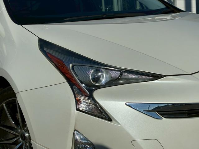 プリウス Ｓツーリングセレクション　モデリスタエアロ（Ｆ．Ｓ．Ｒ）　純正９インチナビ　黒レザーシート　社外１７インチＡＷ　シートヒーター　ベンチレーション　フルセグＴＶ　ＥＴＣ　バックモニター　　　　ＬＥＤヘッドライト　ＡＣ１００Ｖ（17枚目）