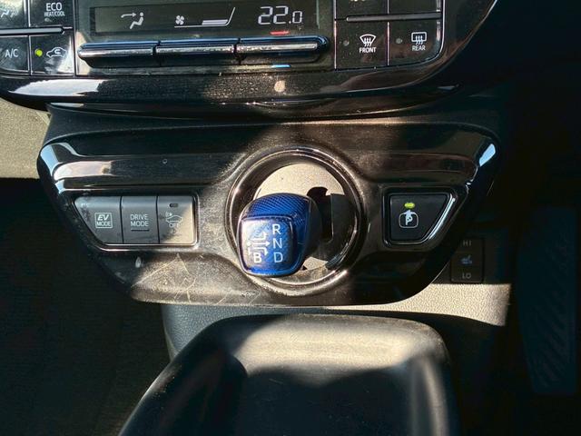 プリウス Ｓツーリングセレクション　モデリスタエアロ（Ｆ．Ｓ．Ｒ）　純正９インチナビ　黒レザーシート　社外１７インチＡＷ　シートヒーター　ベンチレーション　フルセグＴＶ　ＥＴＣ　バックモニター　　　　ＬＥＤヘッドライト　ＡＣ１００Ｖ（51枚目）