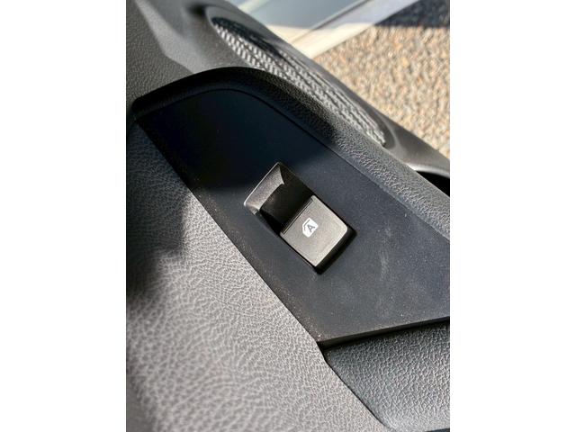 プリウス Ｓツーリングセレクション　モデリスタエアロ（Ｆ．Ｓ．Ｒ）　純正９インチナビ　黒レザーシート　社外１７インチＡＷ　シートヒーター　ベンチレーション　フルセグＴＶ　ＥＴＣ　バックモニター　　　　ＬＥＤヘッドライト　ＡＣ１００Ｖ（63枚目）