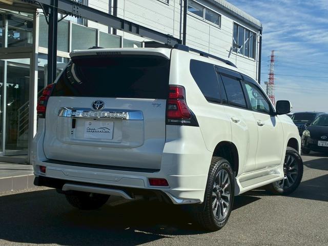 ランドクルーザープラド TX Lパッケージ マットブラックエディション サンルーフ 7人乗 ベージュ革シート 純正19インチAW ディスプレイオーディオ パノラミックビューモニター シートヒーター ルーフレール サイドステップカバー モデリスタエアロ(25枚目)