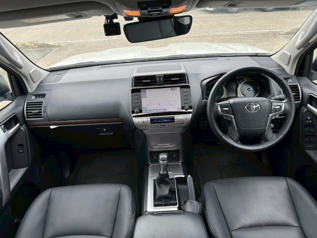 ランドクルーザープラド TX Lパッケージ サンルーフ ルーフレール メーカーナビ パノラミックビューモニター クリアランスソナー ブラインドスポットモニター 純正18インチアルミホイール シートヒーター ベンチレーション LEDヘッドライト(39枚目)