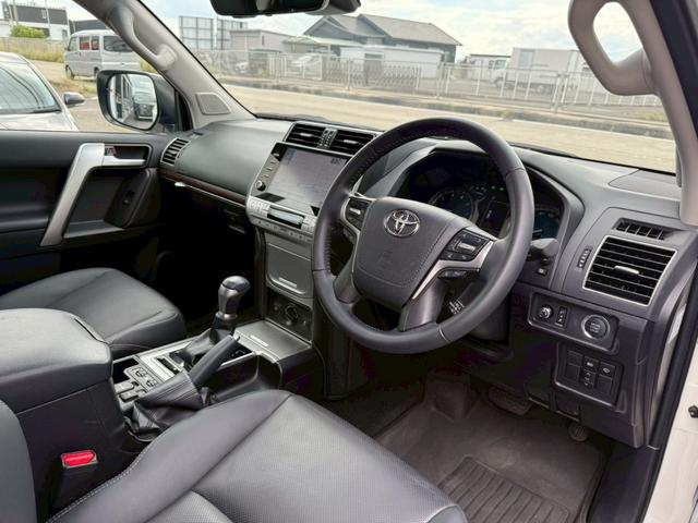 ランドクルーザープラド TX Lパッケージ サンルーフ ルーフレール メーカーナビ パノラミックビューモニター クリアランスソナー ブラインドスポットモニター 純正18インチアルミホイール シートヒーター ベンチレーション LEDヘッドライト(40枚目)