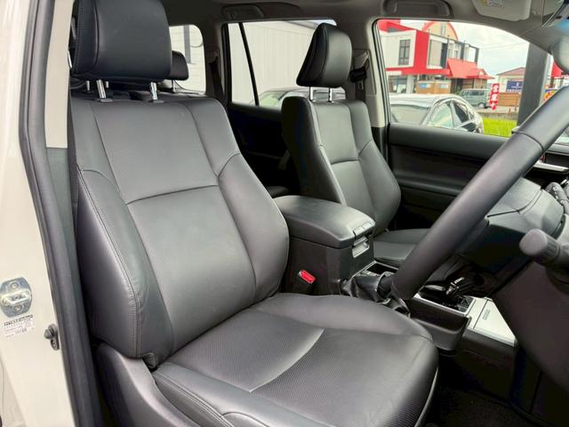 ランドクルーザープラド TX Lパッケージ サンルーフ ルーフレール メーカーナビ パノラミックビューモニター クリアランスソナー ブラインドスポットモニター 純正18インチアルミホイール シートヒーター ベンチレーション LEDヘッドライト(60枚目)