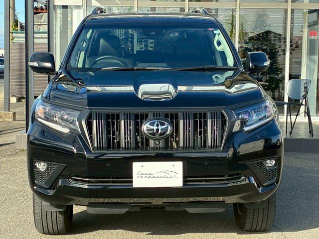 ランドクルーザープラド TX Lパッケージ マットブラックエディション パノラミックビューモニター 9型ディスプレイオーディオ BSM シートヒーター クリアランスソナー 黒レザーシート レダークルーズコントロール ルーフレール パワーシート LEDヘッドライト ETC(7枚目)