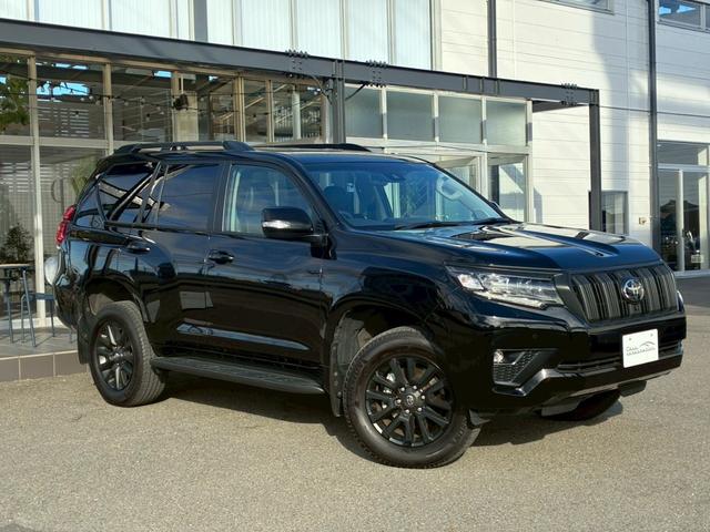 ランドクルーザープラド TX Lパッケージ マットブラックエディション パノラミックビューモニター 9型ディスプレイオーディオ BSM シートヒーター クリアランスソナー 黒レザーシート レダークルーズコントロール ルーフレール パワーシート LEDヘッドライト ETC(9枚目)