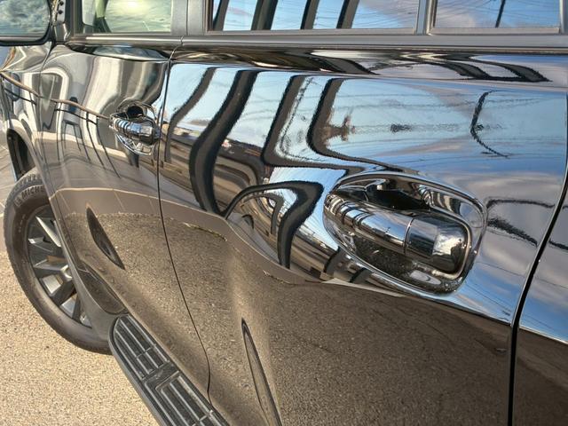 ランドクルーザープラド TX Lパッケージ マットブラックエディション パノラミックビューモニター 9型ディスプレイオーディオ BSM シートヒーター クリアランスソナー 黒レザーシート レダークルーズコントロール ルーフレール パワーシート LEDヘッドライト ETC(34枚目)