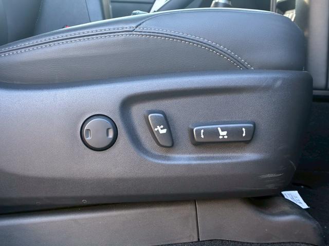 ランドクルーザープラド TX Lパッケージ マットブラックエディション パノラミックビューモニター 9型ディスプレイオーディオ BSM シートヒーター クリアランスソナー 黒レザーシート レダークルーズコントロール ルーフレール パワーシート LEDヘッドライト ETC(61枚目)