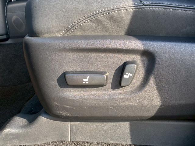 ランドクルーザープラド TX Lパッケージ マットブラックエディション パノラミックビューモニター 9型ディスプレイオーディオ BSM シートヒーター クリアランスソナー 黒レザーシート レダークルーズコントロール ルーフレール パワーシート LEDヘッドライト ETC(66枚目)