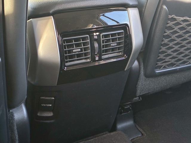 ランドクルーザープラド TX Lパッケージ マットブラックエディション パノラミックビューモニター 9型ディスプレイオーディオ BSM シートヒーター クリアランスソナー 黒レザーシート レダークルーズコントロール ルーフレール パワーシート LEDヘッドライト ETC(71枚目)