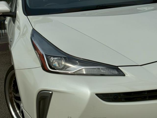 プリウス Ｓツーリングセレクション　純正ナビ　モデリスタエアロ（Ｆ／Ｓ／Ｒ）　社外１９インチアルミホイール　トヨタセーフティセンス　レーダークルーズコントロール　バックカメラ　Ｂｌｕｅｔｏｏｔｈ接続　ドライブレコーダー　シートヒーター（15枚目）