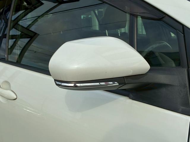 プリウス Ｓツーリングセレクション　純正ナビ　モデリスタエアロ（Ｆ／Ｓ／Ｒ）　社外１９インチアルミホイール　トヨタセーフティセンス　レーダークルーズコントロール　バックカメラ　Ｂｌｕｅｔｏｏｔｈ接続　ドライブレコーダー　シートヒーター（20枚目）