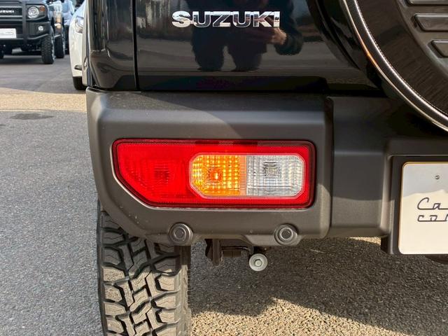 ジムニー XC GI GEARジーアイギアオフロード(グリル 1.5インチリフトアップ オーバーフェンダー ルーフラック ブラウンレザーシートカバー) 16インチAW 10インチディスプレイオーディオ シートヒーター(30枚目)