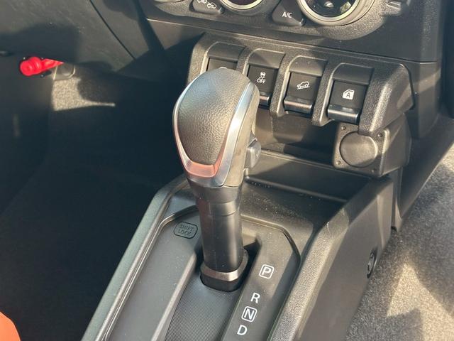 ジムニー XC GI GEARジーアイギアオフロード(グリル 1.5インチリフトアップ オーバーフェンダー ルーフラック ブラウンレザーシートカバー) 16インチAW 10インチディスプレイオーディオ シートヒーター(53枚目)