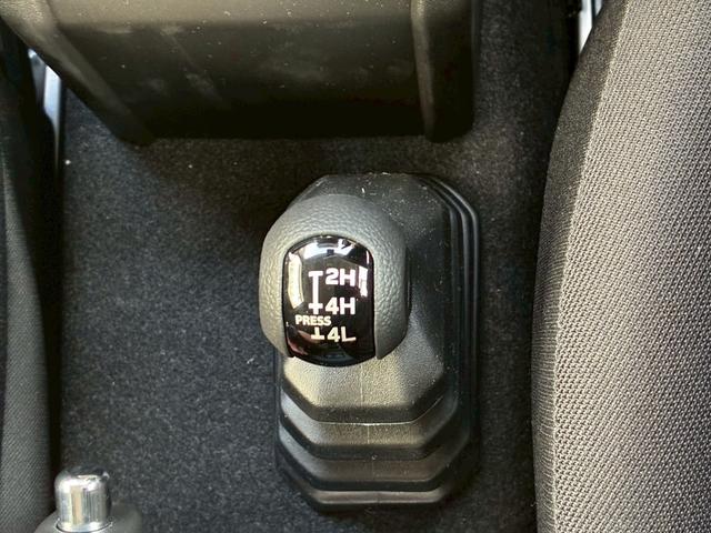 ジムニー XC GI GEARジーアイギア オフロード(大型グリルガード 1.5インチリフトアップ オーバーフェンダー) 10インチディスプレイオーディオ シートヒーター LEDヘッドライト セーフティサポート(54枚目)