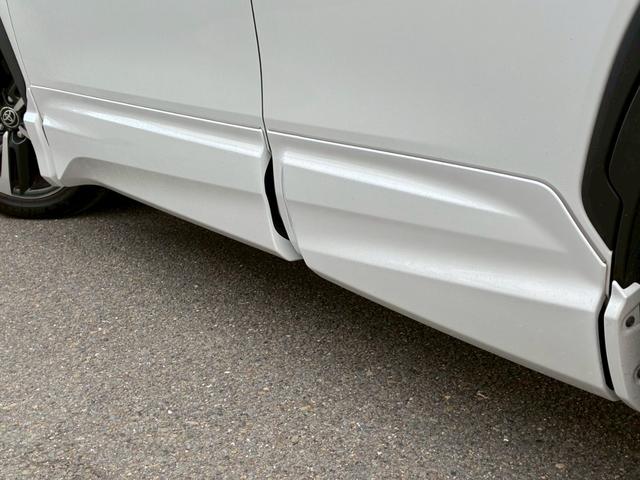 カローラクロス ハイブリッド　Ｚ　モデリスタエアロ（Ｆ．Ｓ．Ｒ）　パノラマルーフ　１０．５インチディスプレイオーディオ　パノラミックビューモニター　ブラインドスポットモニター　ハーフレザーシート　１８インチＡＷ　ＬＥＤヘッドライト（35枚目）